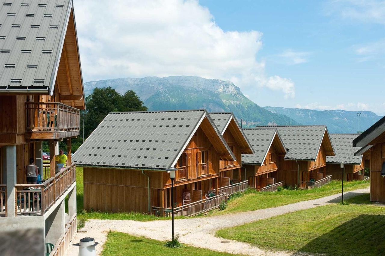 Madame Vacances Les Chalets Du Berger Premium*** La Féclaz Екстериор снимка