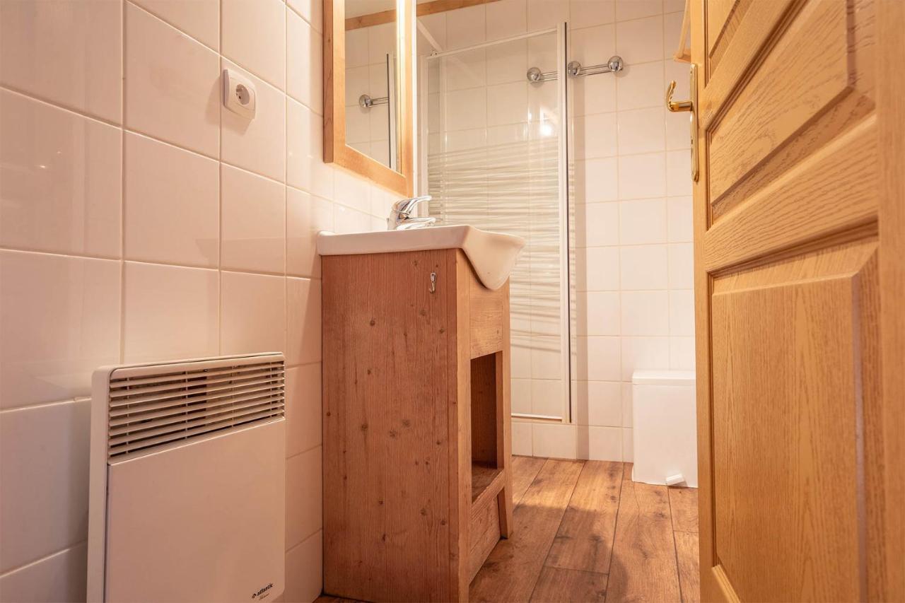 Madame Vacances Les Chalets Du Berger Premium*** La Féclaz Екстериор снимка
