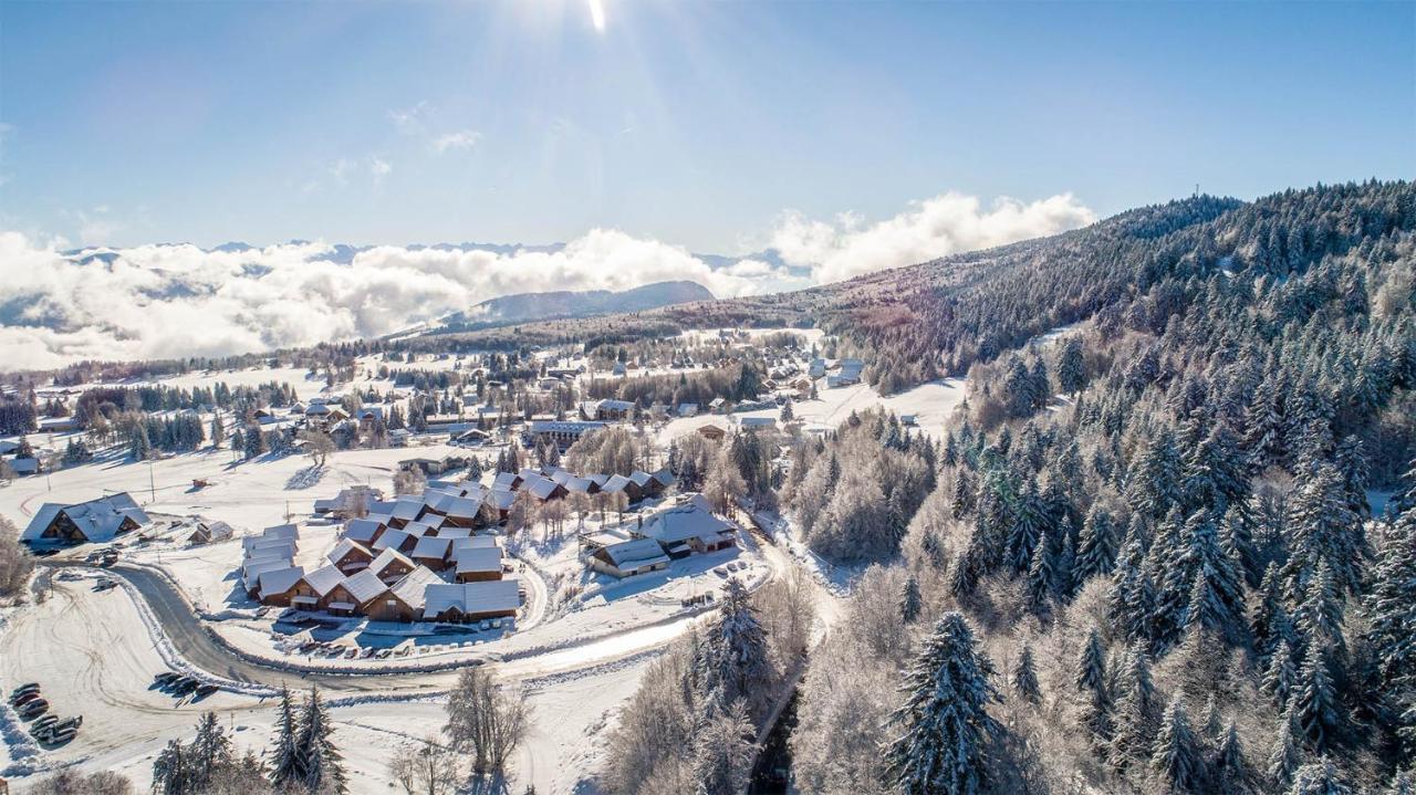 Madame Vacances Les Chalets Du Berger Premium*** La Féclaz Екстериор снимка