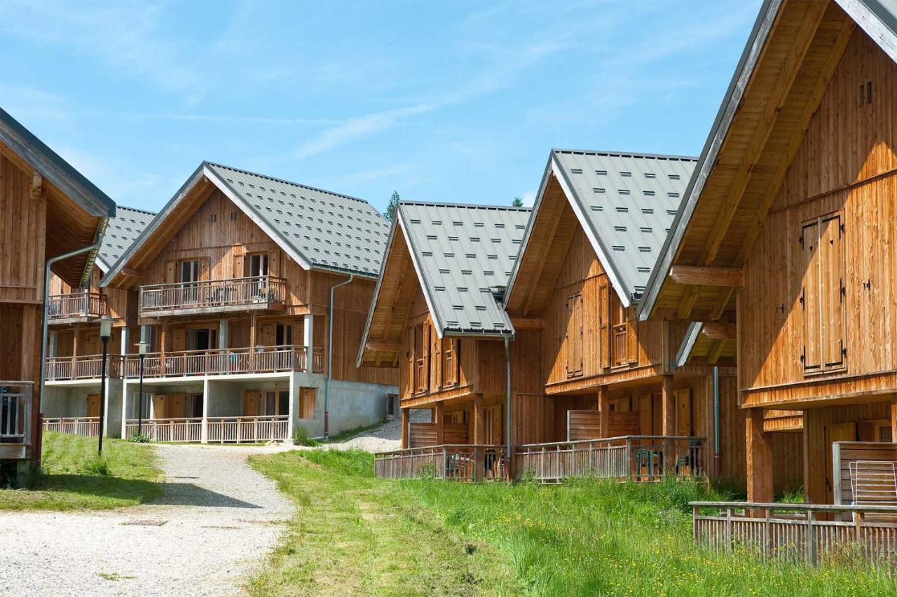 Madame Vacances Les Chalets Du Berger Premium*** La Féclaz Екстериор снимка